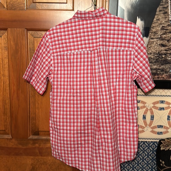 NWT Men’s Chaps Shirt - Medium - Picture 4 of 4